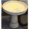 Image 1 : CONCRETE 2 PIECE BIRDBATH  15" X 15"