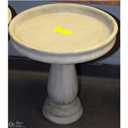 CONCRETE 2 PIECE BIRDBATH  15" X 15"