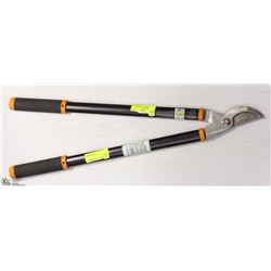 FISKARS EXTENDABLE TREE & SHRUB LOPPERS
