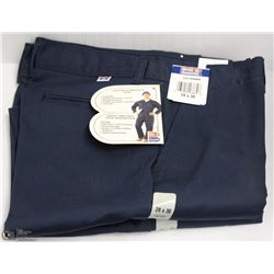 2 PAIRS OF BIG BILL 28X32 NAVY WORK PANTS