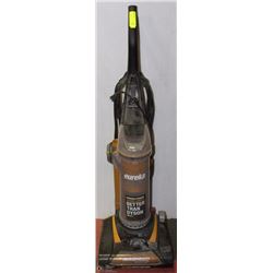 UREKA UPRIGHT VACUUM