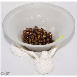 3 BIRD GLASS AND CERAMIC BOWL CENTERPIECE WITH