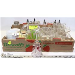 FLAT OF VINTAGE GLASSWARE