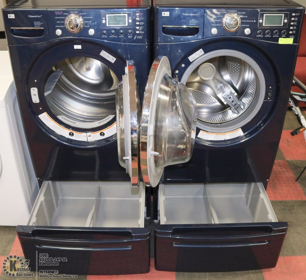 DARK BLUE LG STEAM SERIES WASHER AND DRYER SET