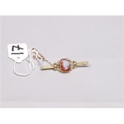 Victorian Hard Stone Cameo 9K Pin