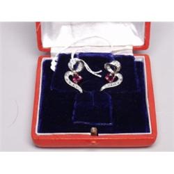 18K White Gold Diamond Earrings