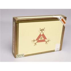 Cuban Cigars-25 Monte Christo #3