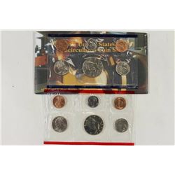 1985 US MINT SET (UNC) P/D (WITH ENVELOPE)