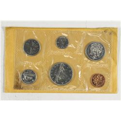 1968 CANADA (PF LIKE) SET WITH ENVELOPE