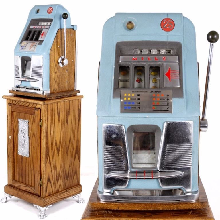 1940's Mills High Top 25¢ Slot Machine & Oak Stand