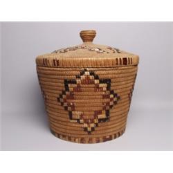 Salish Lidded Nob Top Basket