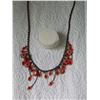 Image 1 : VINTAGE NECKLACE - NON FEROUS - BEADED