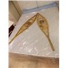 Image 1 : VINTAGE SNOW SHOES - SET OF 2