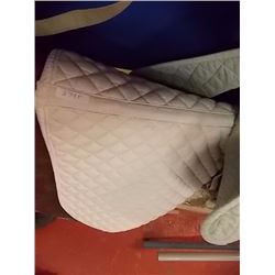 SADDLE PAD - WHITE