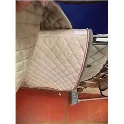 SADDLE PAD - PINK WITH GREY TRIM