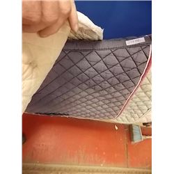 SADDLE PAD - BLUE WITH PINK TRIM