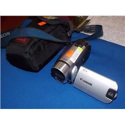 CAMERA - CANON F5300 2000x DIGITAL ZOOM - WITH CAS