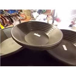 NEW GOLD PAN - ESTWING - BLACK PLASTIC - SMALL