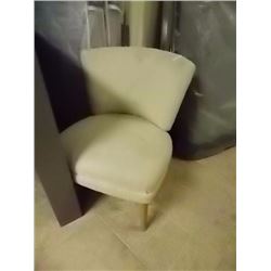 BEDROOM SIDE CHAIR
