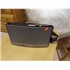 Image 1 : BOSE SPEAKER WITH DOCKING PORT - WITH CORD