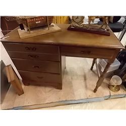 VINTAGE COLONIAL SOLID MAPLE DESK