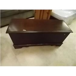VINTAGE CEDAR LINED HOPE CHEST - LANE