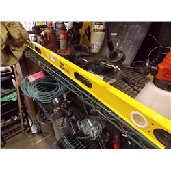 LEVEL - YELLOW 4' STANLEY FAT MAX