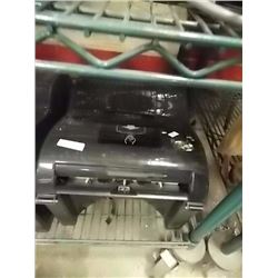 AUTOMATIC PAPER TOWEL DISPENSER