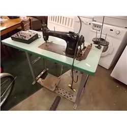 SINGER COMMERCIAL SEWING MACHINE IN CABINET
