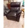 Image 1 : NEW BROWN LEATHER STYLE ELECTRIC RECLINER - WITH POWER CORD - STR - WORKING