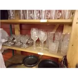 SHELF GLASS CUPS