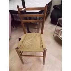 VINTAGE CANE SEAT CHAIR
