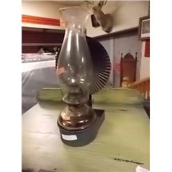 VINTAGE WALL MOUNTED OIL LAMP