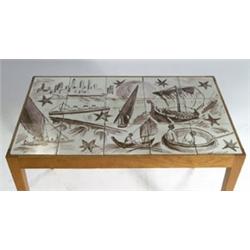 Table with handpainted ceramicplates