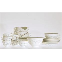 Service, Arabia, 6 teacups + plates, bowl