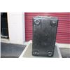 Image 4 : UBL speakers