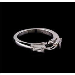 0.30 ctw Diamond Ring - Platinum