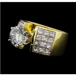 4.68 ctw Diamond Ring - 18KT Yellow Gold