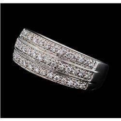 0.38 ctw Diamond Ring - 18KT White Gold