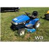 Image 1 : NEW HOLLAND LS35 LAWN TRACTOR