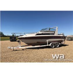 1985 LARSSON 24 FT. FIBREGLASS LAKE BOAT