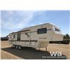 Image 2 : 1994 HITCHHIKER 5TH WHEEL TRAVEL TRAILER