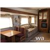 Image 6 : 1994 HITCHHIKER 5TH WHEEL TRAVEL TRAILER