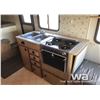 Image 7 : 1986 TRAVELAIRE 5TH WHEEL TRAVEL TRAILER