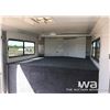 Image 6 : 2010 SUNDOWNER 3 HORSE ANGLE HAUL TRAILER
