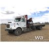 Image 1 : 2003 PETERBILT 330 S/A PICKER TRUCK
