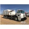 Image 2 : 2003 VOLVO T/A GARBAGE TRUCK