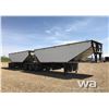 Image 2 : 2013 DOEPKER SUPER B GRAIN TRAILERS