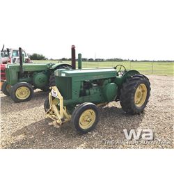 JOHN DEERE "AR" TRACTOR