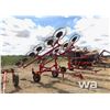 Image 2 : 2015 MASSEY FERGUSON 12 WHEEL RAKE